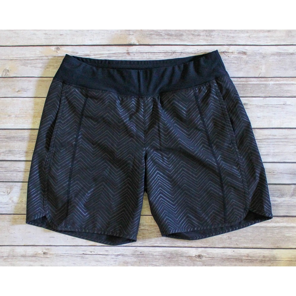 Title Nine Running Shorts Small Black Chevron Print 7" Back Zip Pocket Lined - Picture 1 of 4